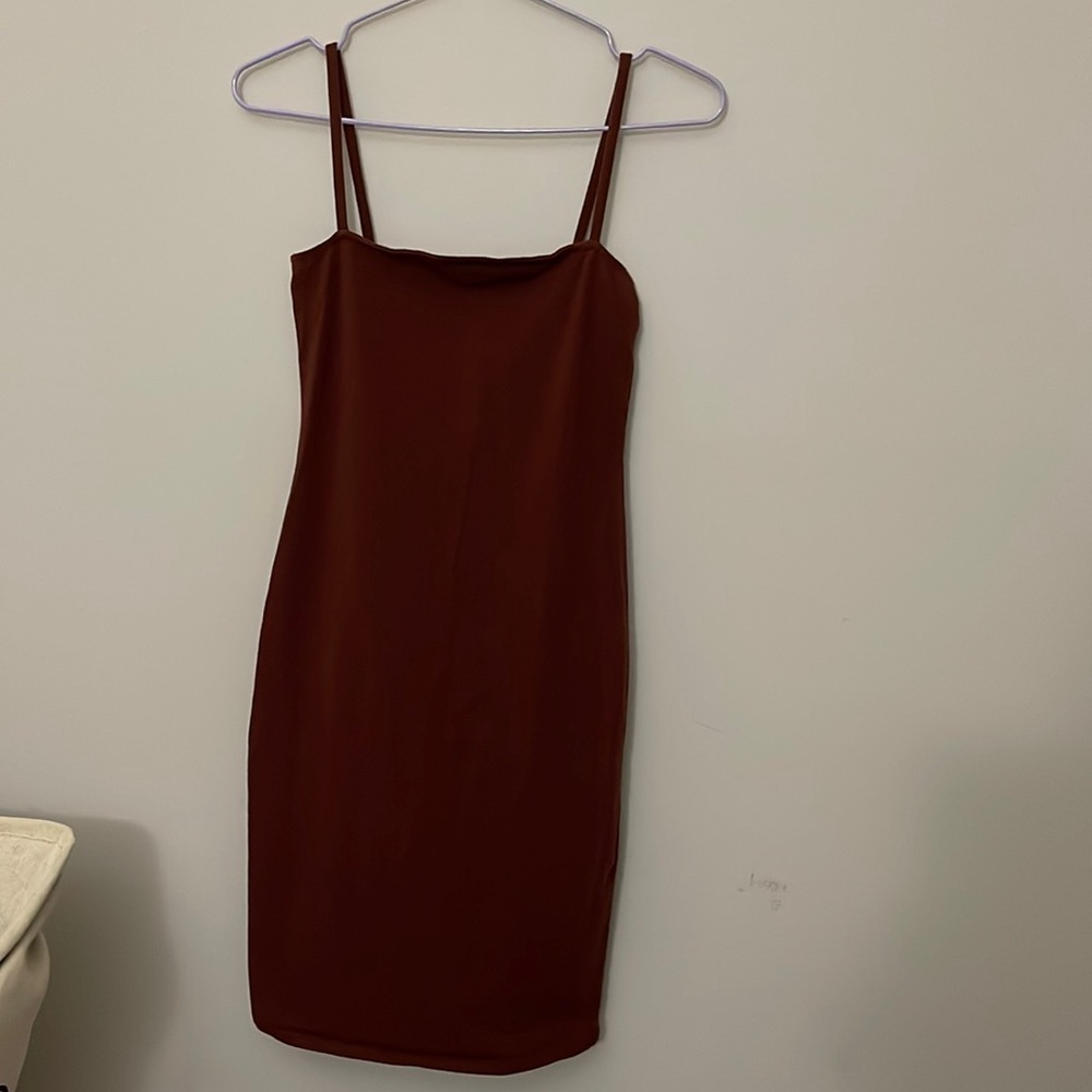 Forever 21 Burgundy Straight Neck Bodycon Cami Midi Dress